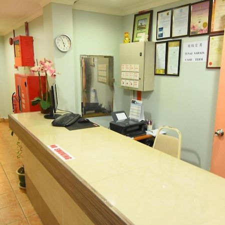 Oyo 89642 Highway Inn Mukah Eksteriør billede