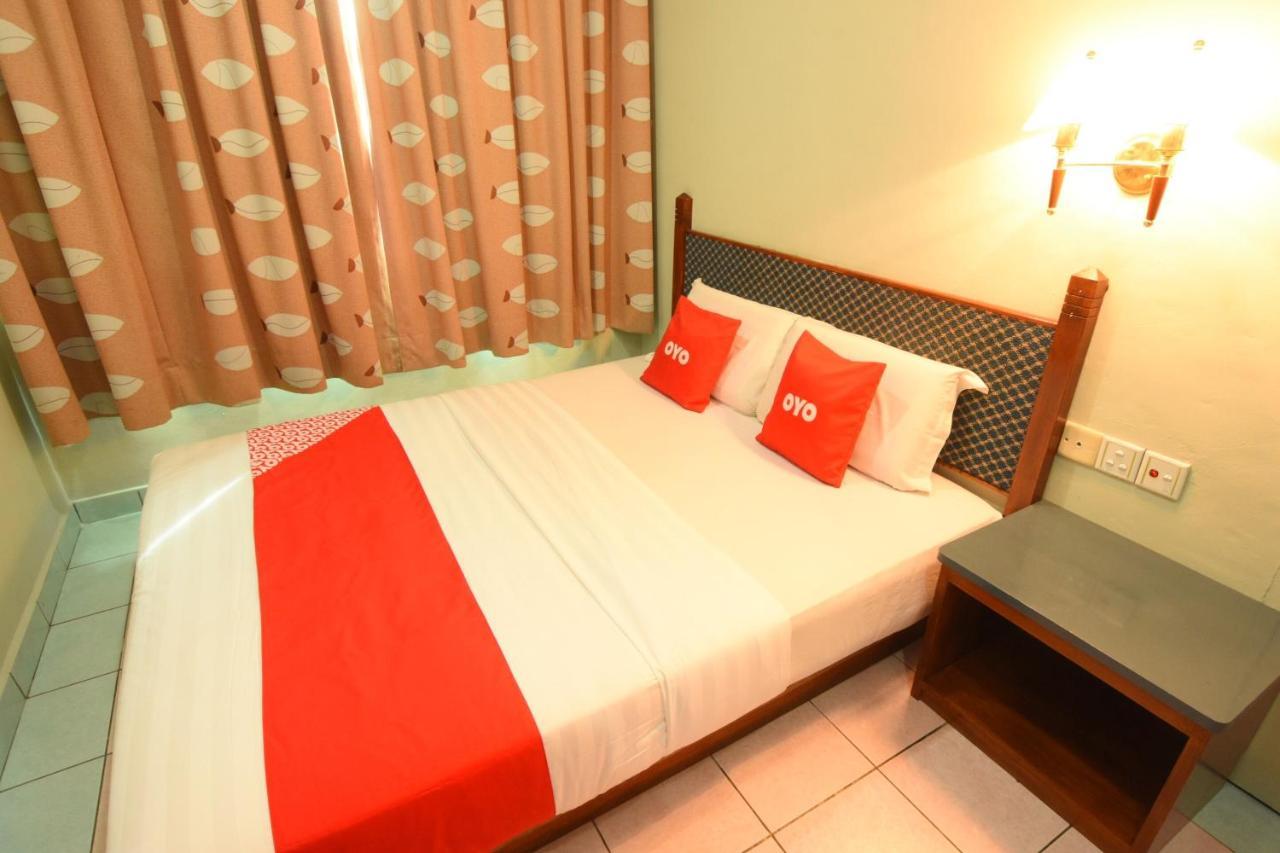 Oyo 89642 Highway Inn Mukah Værelse billede