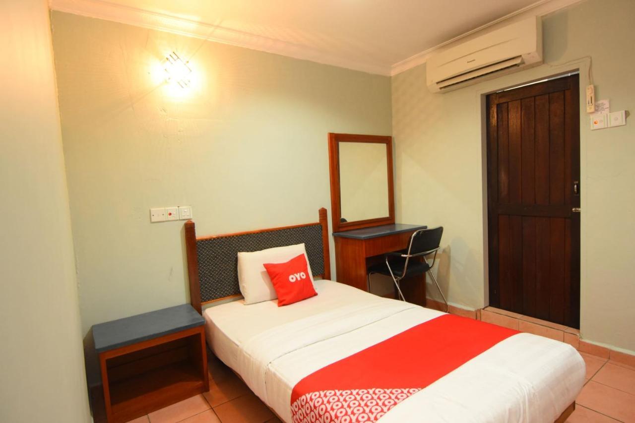 Oyo 89642 Highway Inn Mukah Eksteriør billede