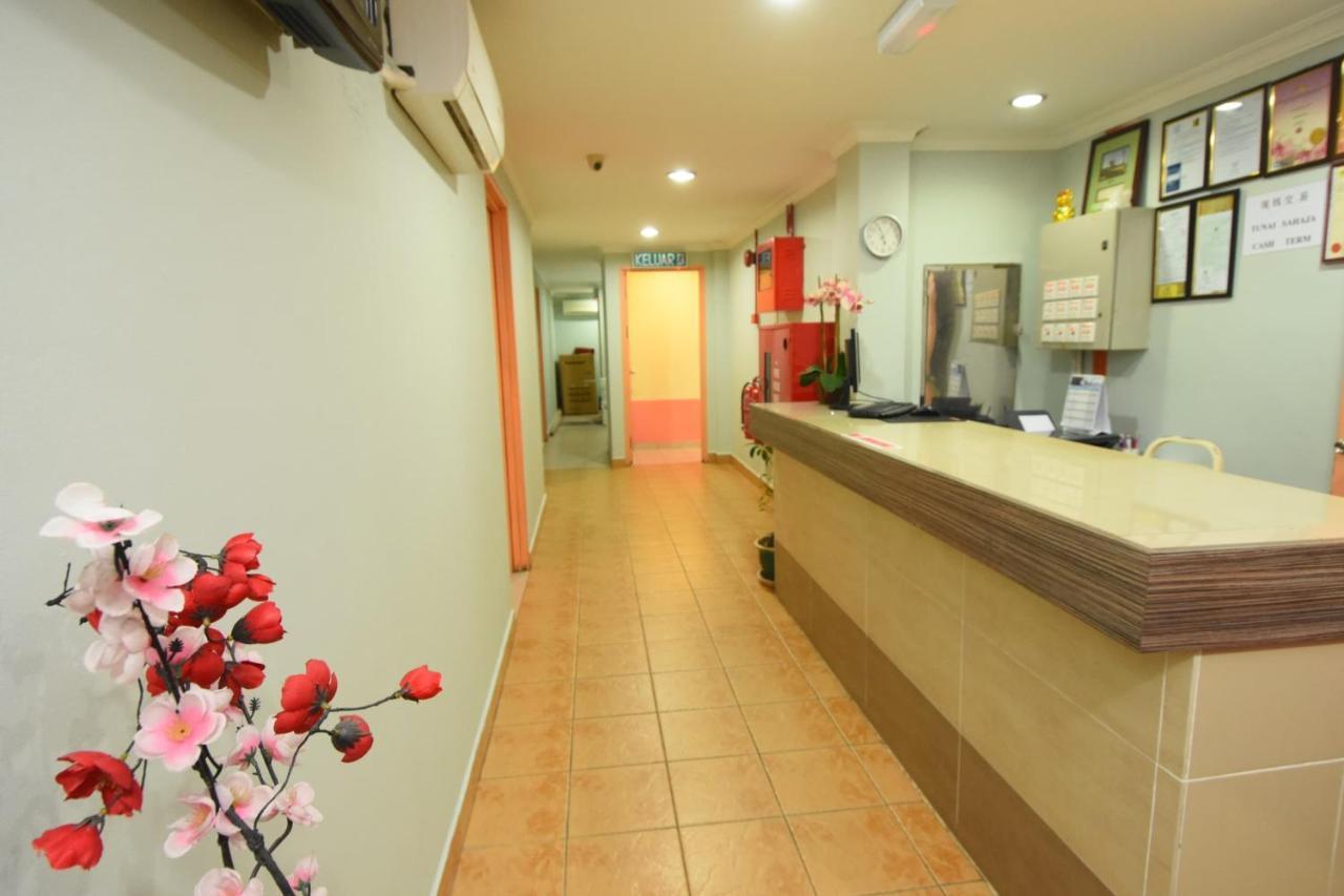 Oyo 89642 Highway Inn Mukah Eksteriør billede