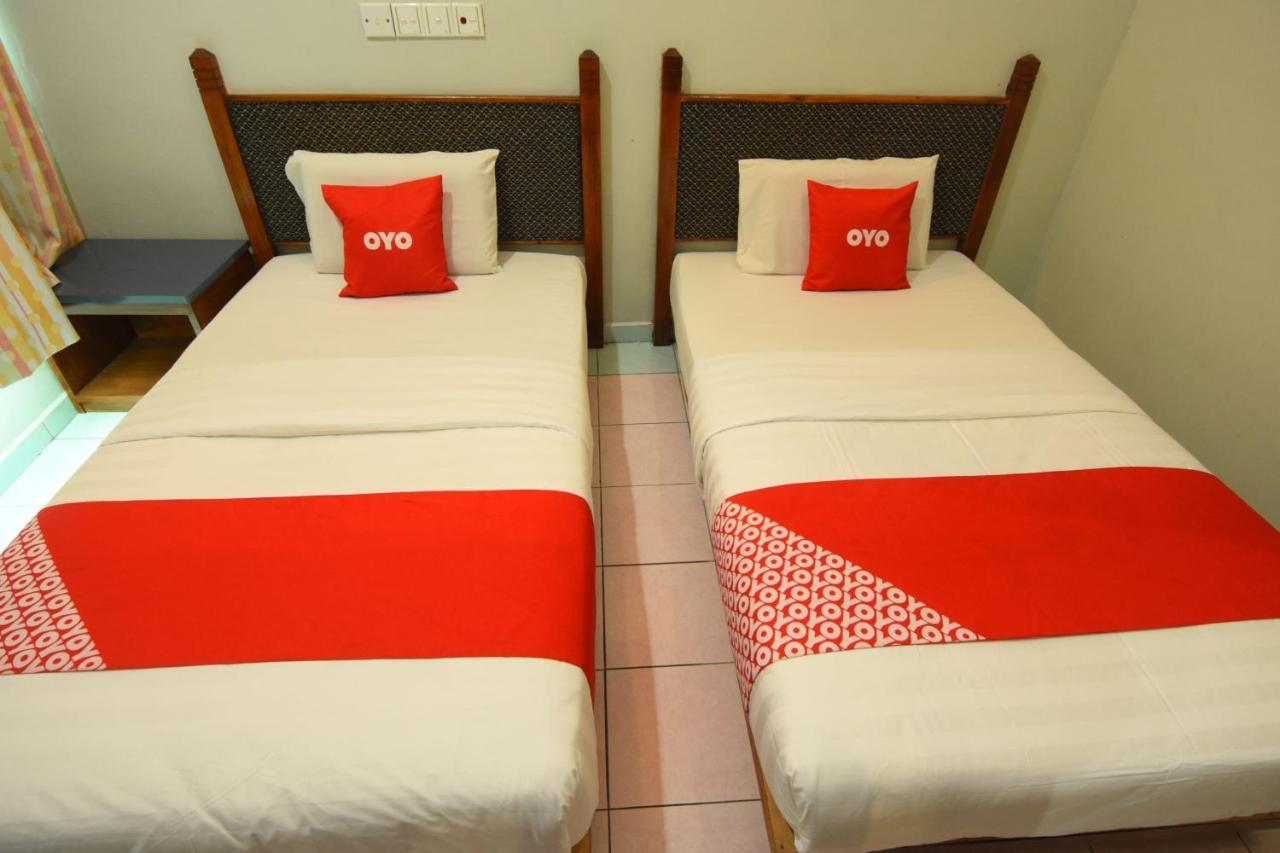 Oyo 89642 Highway Inn Mukah Eksteriør billede