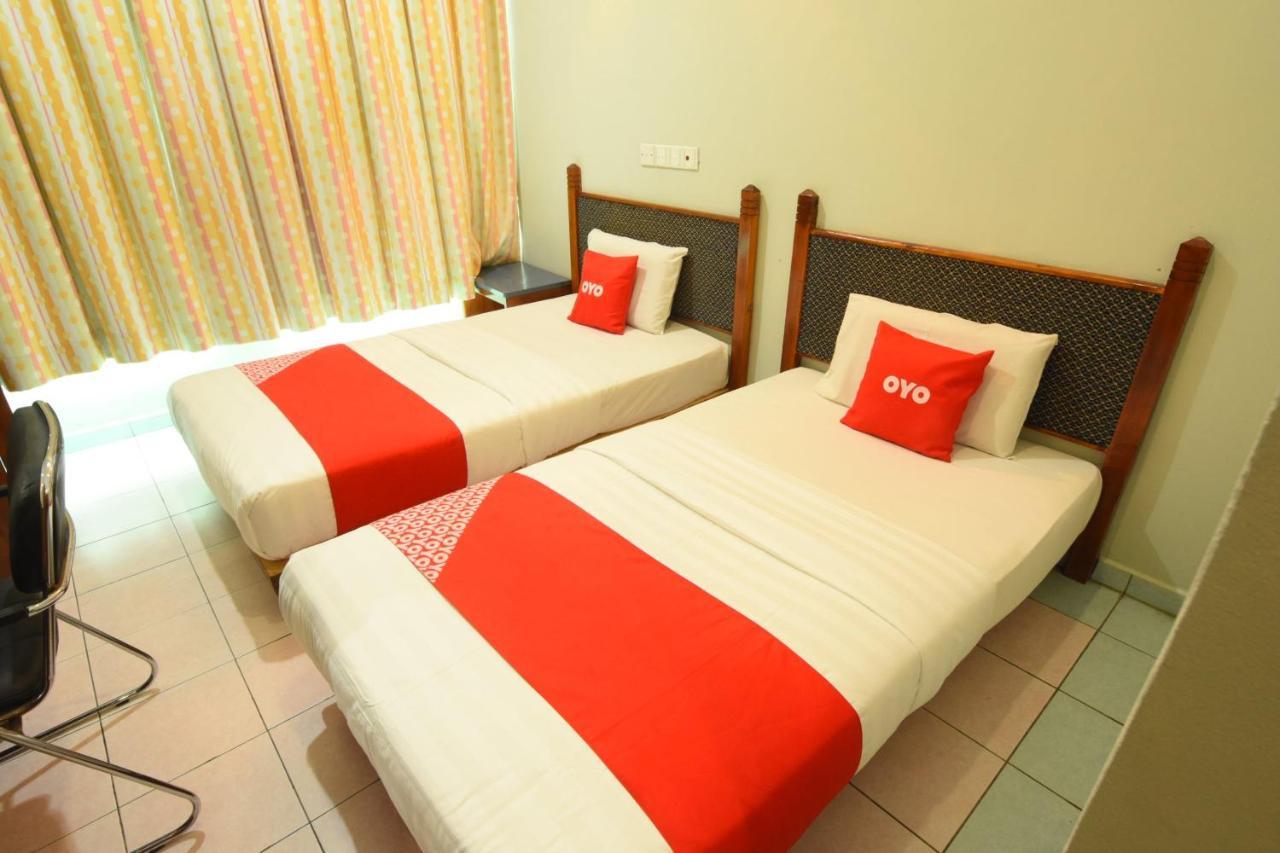 Oyo 89642 Highway Inn Mukah Eksteriør billede