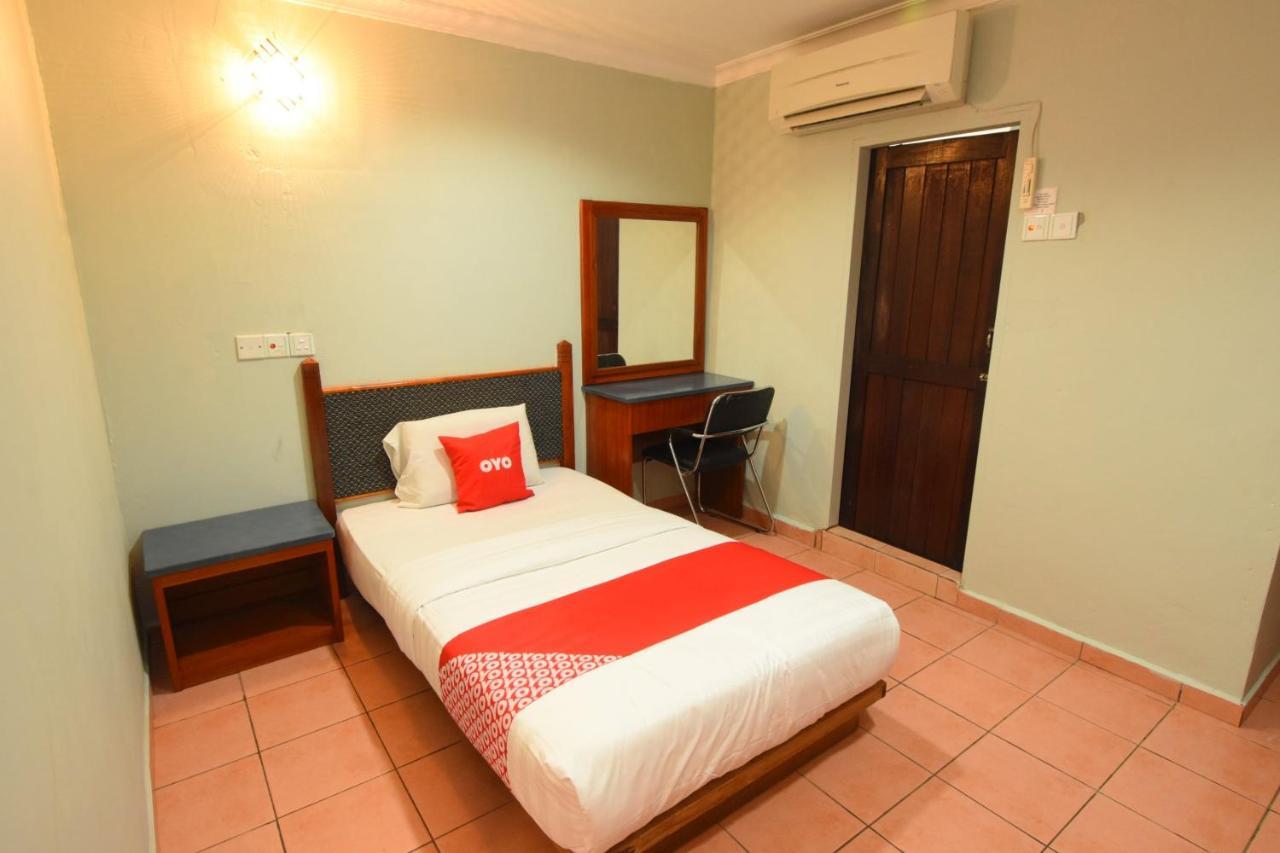 Oyo 89642 Highway Inn Mukah Eksteriør billede